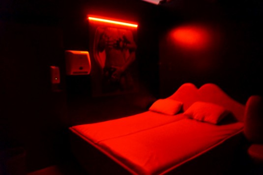 Erotik-Kino in der OASE